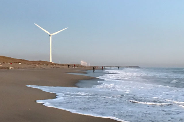 鹿島灘サーフショアジギング 19年11月中旬 好調の鹿島灘のサーフで青物 ヒラメ シーバスを狙います ルアーフィッシング情報サイト Luretist ルアーティスト スタッフブログ